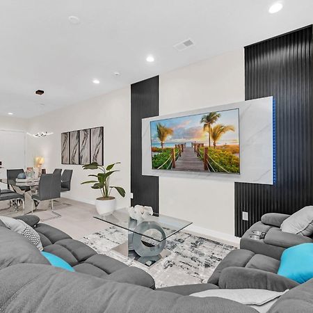 New Spacious And Themed 5 Bedroom Home Minutes From Disney And Waterparks! أورلاندو المظهر الخارجي الصورة